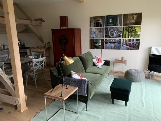 Kranichhof - Studio, Loft & Atelier 佐森 外观 照片