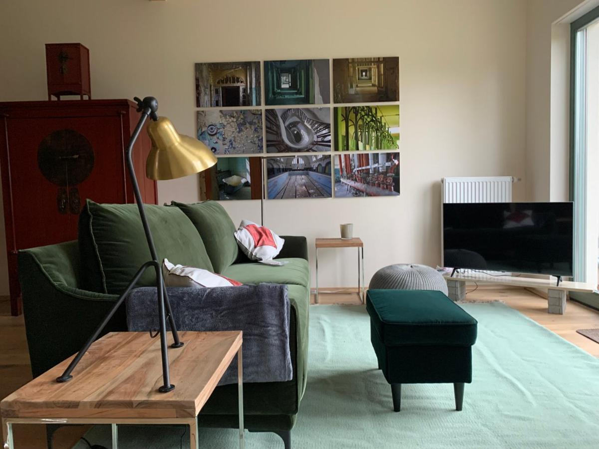 Kranichhof - Studio, Loft & Atelier 佐森 外观 照片